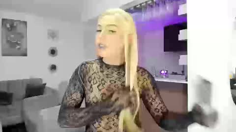 Snapshot of valeriadollks chatting on 09-25-25, 11:41 valeriadollks online show from 09-25-25, 11:41