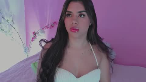 Valeria  online show from 10-09-25, 04:05
