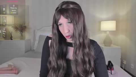 Valeria online show from 10-21-25, 12:06