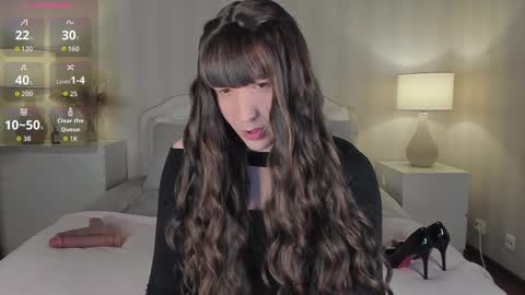 Valeria online show from 12-19-25, 05:03