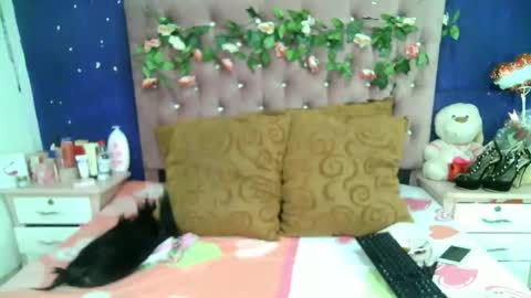 La valerie26 online show from 11-26-25, 12:06