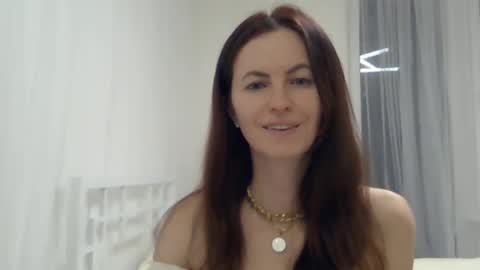 valerie_rose777 online show from 12-21-24, 10:40