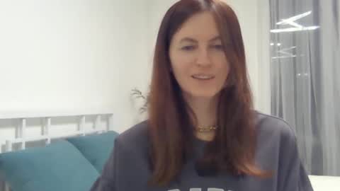 valerie_rose777 online show from 02-08-25, 06:55