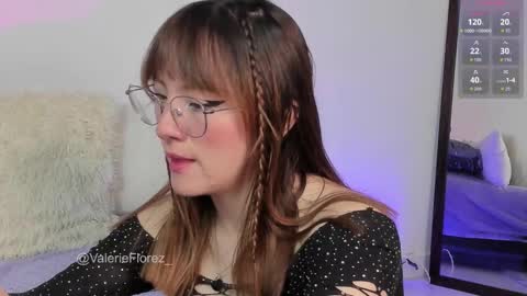 Valerie  Ig valerieflorez  online show from 10-15-25, 12:55