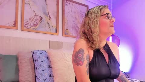  Valeria online show from 01-20-25, 12:18