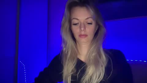 Valerie  online show from 02-11-26, 10:37