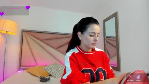 valeriemattson_ online show from 10-20-25, 05:57