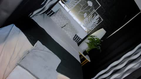 Valerie online show from 01-26-25, 12:54