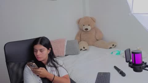 Juli C online show from 01-16-26, 12:47