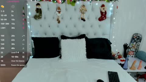 valeria111111 online show from 12-07-24, 12:02