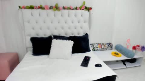 valeria111111 online show from 01-29-25, 07:11