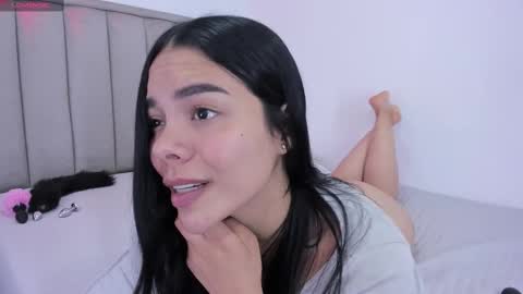 Cris  online show from 02-26-25, 02:46