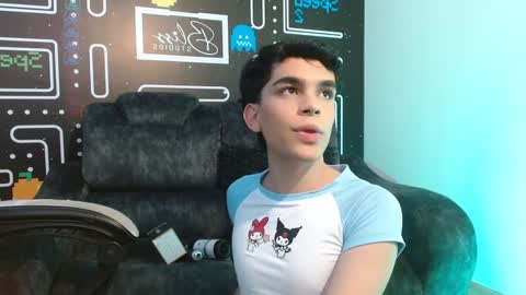 Snapshot of valery_hil chatting on 01-09-25, 07:50 Thomy online show from 01-09-25, 07:50