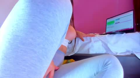 Elizabeth  online show from 02-16-25, 01:36