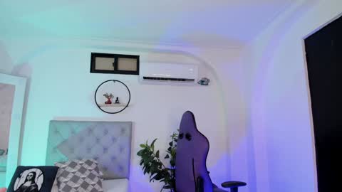 Valery online show from 12-20-24, 08:38