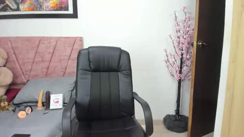 Valery online show from 11-03-25, 04:41