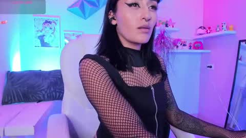 Valkiria online show from 11-02-25, 04:59