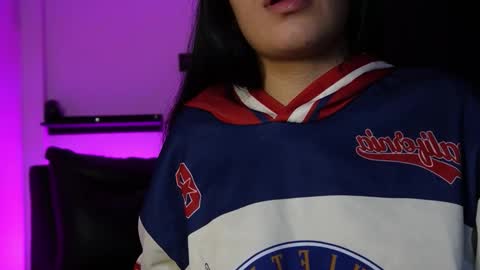 Snapshot of valkyria12 chatting on 10-12-25, 11:59 Valkyria online show from 10-12-25, 11:59