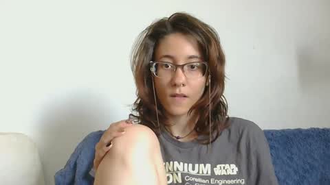 Snapshot of valleriestarr chatting on 09-10-25, 10:43 Vallerie Starr online show from 09-10-25, 10:43