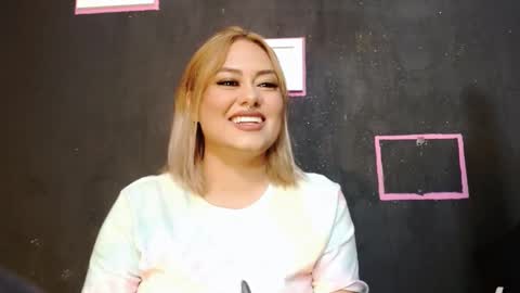 Valerie online show from 02-02-25, 09:13