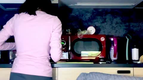 Little Devil online show from 12-20-24, 06:02