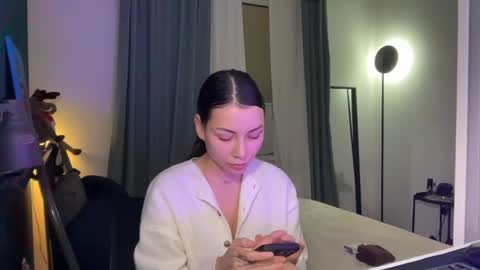 Little Devil online show from 02-06-25, 10:00