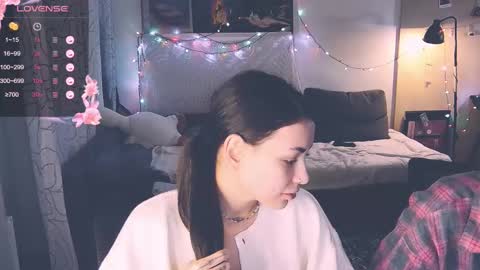 Little Devil online show from 02-09-25, 09:28