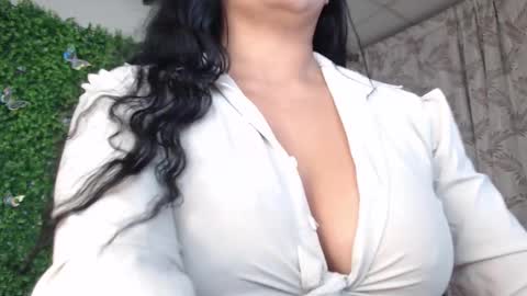 valquiria_sirgun online show from 12-14-25, 10:42