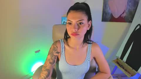 Snapshot of valu_57 chatting on 02-25-25, 03:27 Valu online show from 02-25-25, 03:27