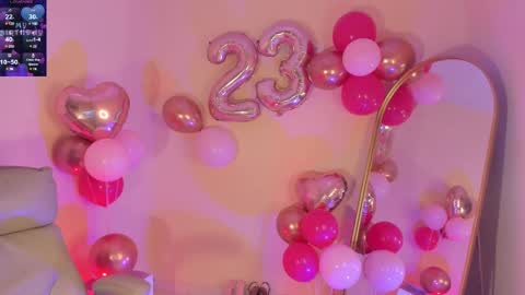 Snapshot of valu_57 chatting on 03-11-25, 04:40 Valu online show from 03-11-25, 04:40