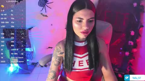 Snapshot of valu_57 chatting on 10-20-25, 08:53 Valu online show from 10-20-25, 08:53