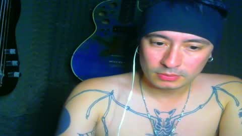 Snapshot of vampireathome chatting on 02-21-25, 05:46 vampireathome online show from 02-21-25, 05:46