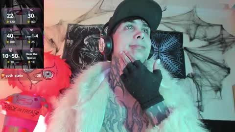 david guzman i model independenthelp me with a thumbs up online show from 10-15-25, 03:06