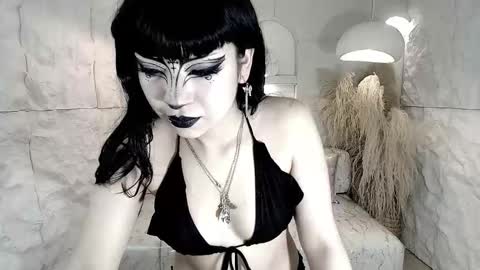 vampkitty_r online show from 02-09-26, 01:04