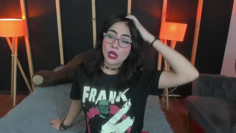 vampy_dolll online show from 01-06-25, 12:57