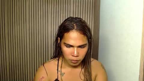 vampy_ebony_laxine online show from 01-05-25, 12:53