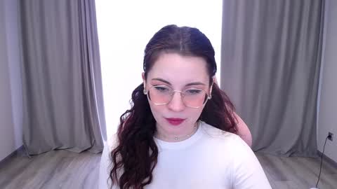 Snapshot of van_chon chatting on 01-12-26, 07:02 Van online show from 01-12-26, 07:02