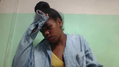 Snapshot of vanafiry chatting on 01-20-25, 04:10 vanafiry online show from 01-20-25, 04:10