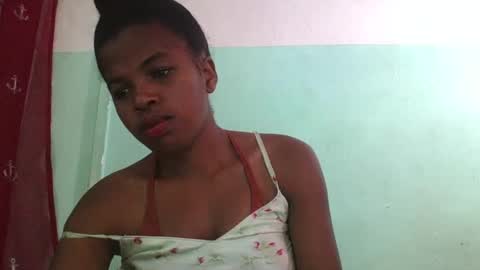 Snapshot of vanafiry chatting on 01-27-25, 05:03 vanafiry online show from 01-27-25, 05:03