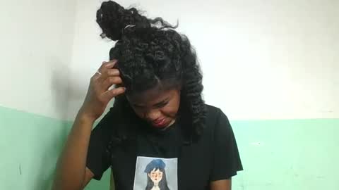 Snapshot of vanafiry chatting on 02-07-25, 07:06 vanafiry online show from 02-07-25, 07:06