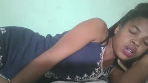 Snapshot of vanafiry chatting on 02-20-25, 06:46 vanafiry online show from 02-20-25, 06:46