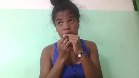 Snapshot of vanafiry chatting on 02-27-25, 06:31 vanafiry online show from 02-27-25, 06:31