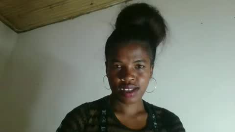 Snapshot of vanafiry chatting on 03-06-26, 09:39 vanafiry online show from 03-06-26, 09:39