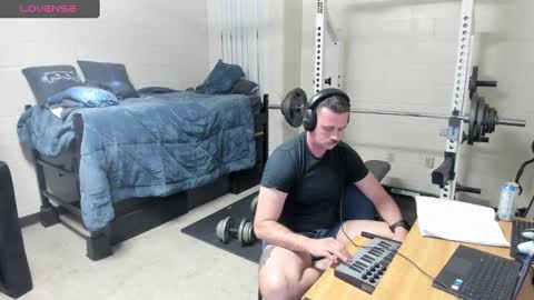 Snapshot of vandal2021 chatting on 01-13-25, 01:02 Vandal2021 online show from 01-13-25, 01:02