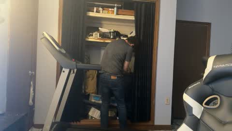 Snapshot of vandal2021 chatting on 03-10-26, 06:51 Vandal2021 online show from 03-10-26, 06:51