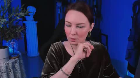 Snapshot of vandarossi chatting on 10-29-25, 09:11 Vanda online show from 10-29-25, 09:11