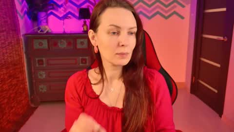 Snapshot of vandarossi chatting on 11-21-25, 10:03 Vanda online show from 11-21-25, 10:03