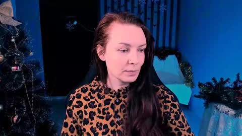 Vanda online show from 12-21-25, 08:10