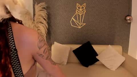 vane_vixen online show from 10-27-25, 06:01