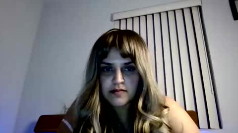 Snapshot of vanecias chatting on 03-07-26, 07:27 Mabel online show from 03-07-26, 07:27